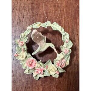 VTG HunningBird Wreath Hand Painted  Christmas Ornament Figurine USA